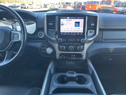 Used 2022 RAM 1500 Laramie AWD/4WD image 22