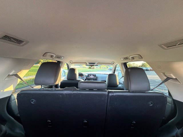 Used 2022 Nissan Pathfinder SL AWD/4WD image 12