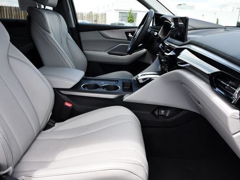 Used 2025 Acura MDX SH-AWD w/ Technology Package image 32