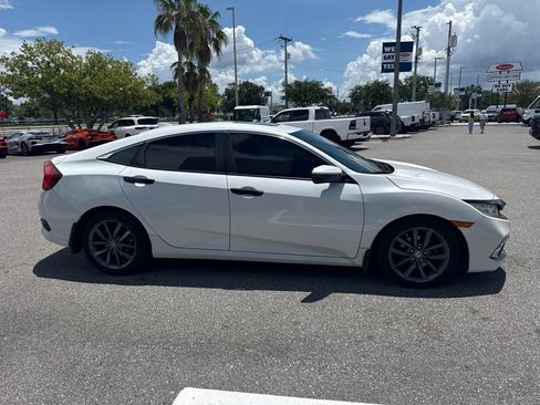 Used 2019 Honda Civic EX image 4
