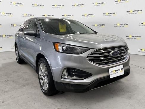 Used 2023 Ford Edge Titanium AWD/4WD image 7
