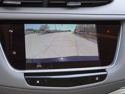 Used 2025 Cadillac XT5 Premium Luxury FWD image 15