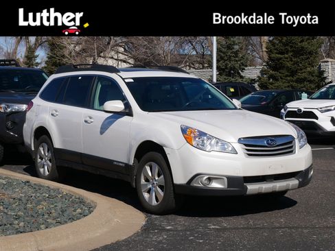 Used 2012 Subaru Outback 3.6R Limited image 1