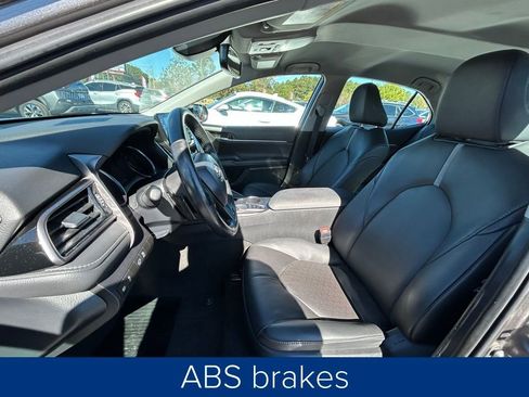 Used 2024 Toyota Camry XSE image 28