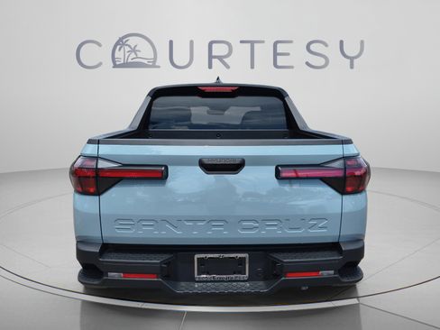 New 2027 Hyundai Santa Cruz SE FWD image 4