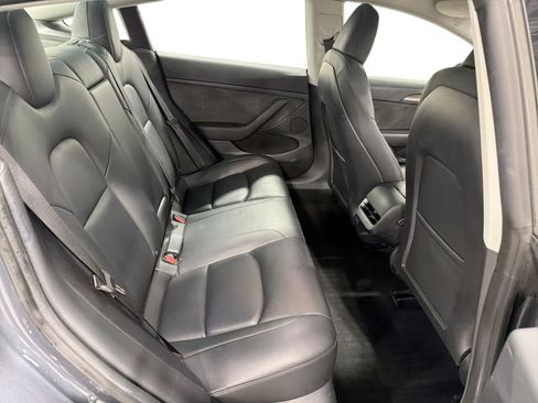 Used 2023 Tesla Model 3 RWD image 11