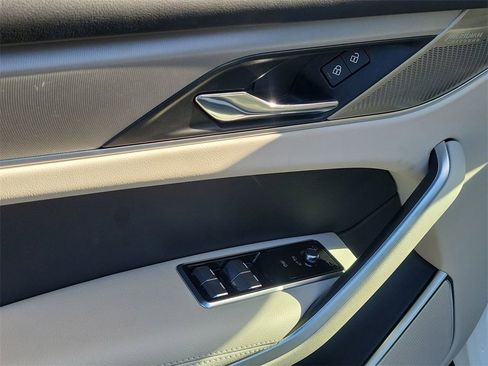 Used 2025 Jaguar F-PACE R-Dynamic S image 24