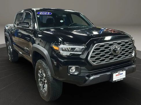 Used 2023 Toyota Tacoma TRD Off-Road image 7