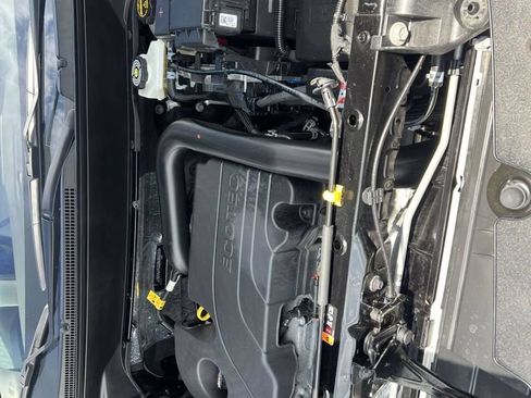 Certified 2024 Chevrolet Equinox LS w/ Driver Confidence II Package FWD image 12