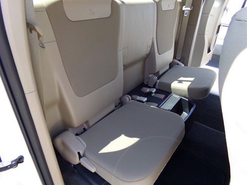 Used 2013 Toyota Tacoma 2WD Access Cab w/ SR5 Pkg image 28