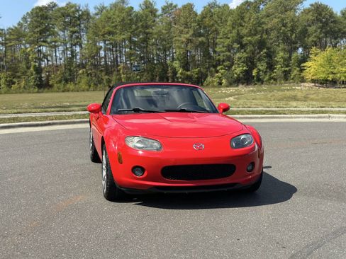 Used 2007 MAZDA MX-5 Miata Touring image 1