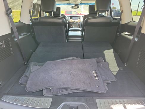 Used 2016 INFINITI QX80 Luxe w/ 22" Wheel Package image 27