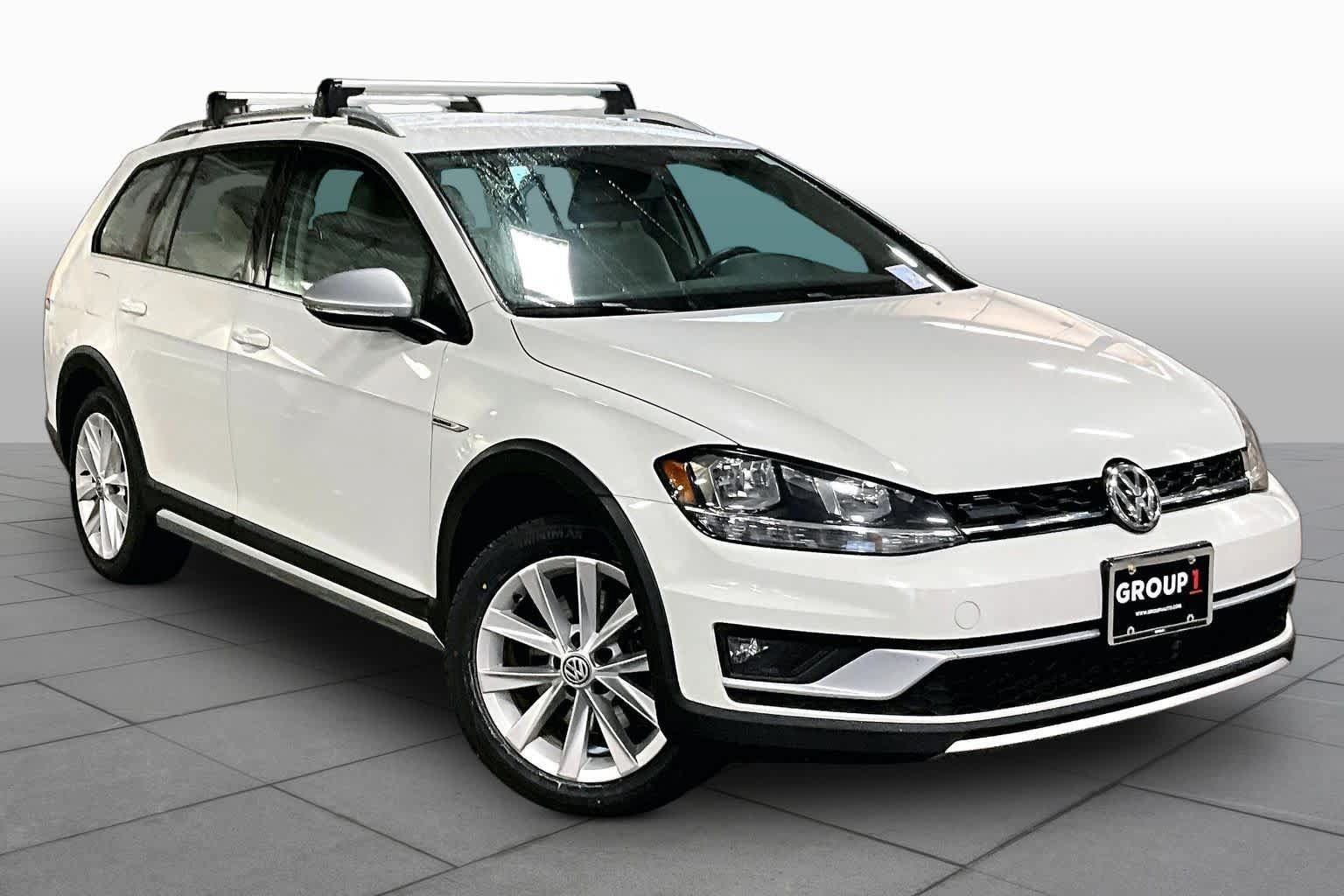 Used 2019 Volkswagen Golf Alltrack S AWD/4WD image 3