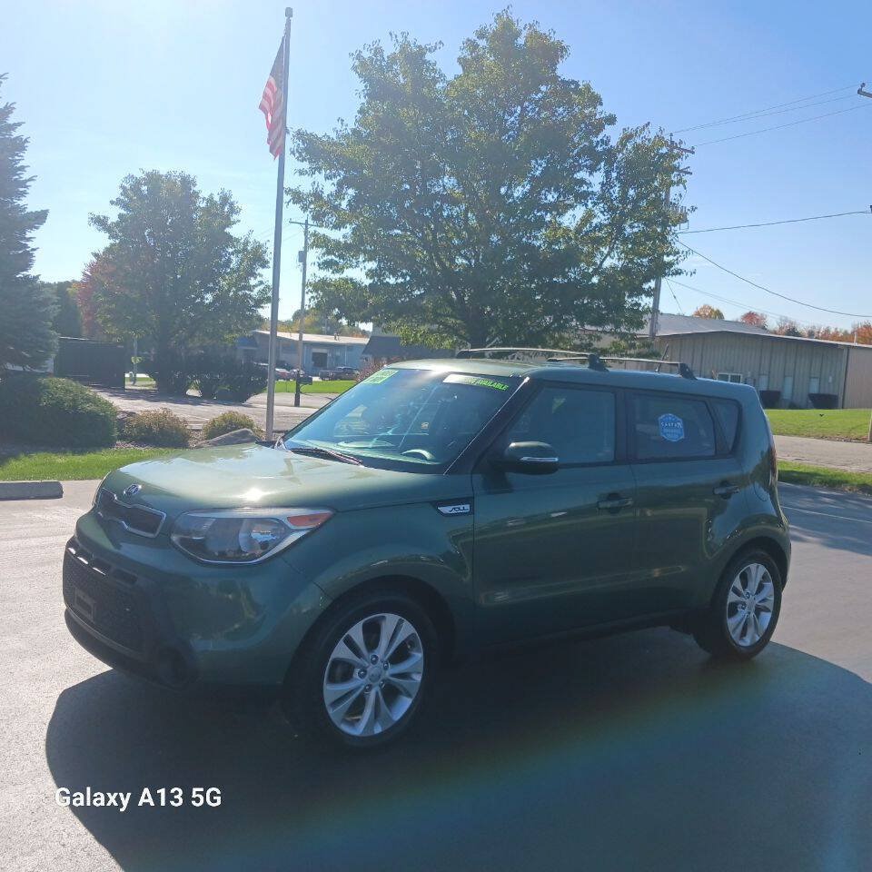 Used 2014 Kia Soul + w/ Audio Package FWD image 1
