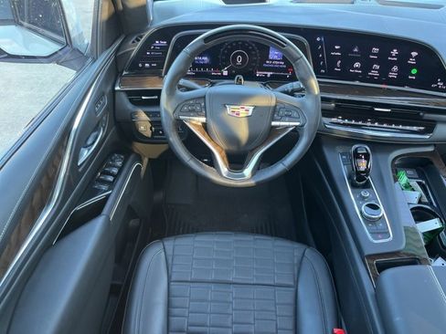 Certified 2024 Cadillac Escalade Sport Platinum w/ Heavy-Duty Trailer Package image 43