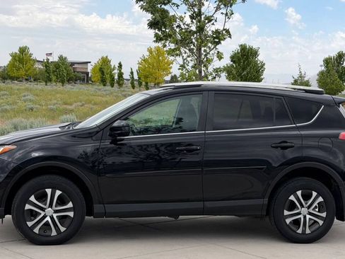 Used 2017 Toyota RAV4 LE w/ All Weather Liner Package AWD/4WD image 4