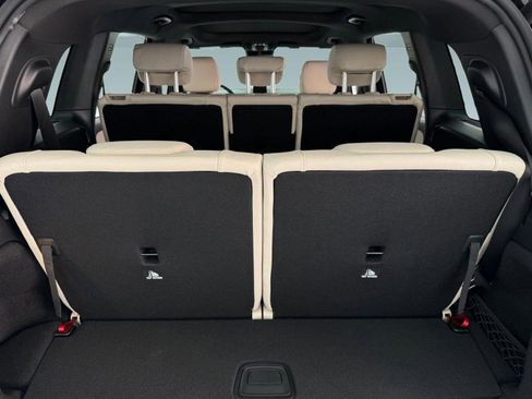 New 2026 Mercedes-Benz GLB 250 image 29