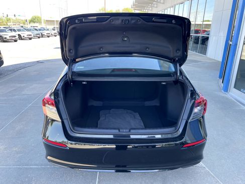 Certified 2023 Honda Civic EX image 9