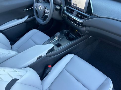 New 2025 Lexus UX 300h 300h image 16