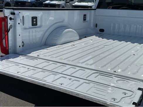 New 2025 Ford F250 XLT image 13