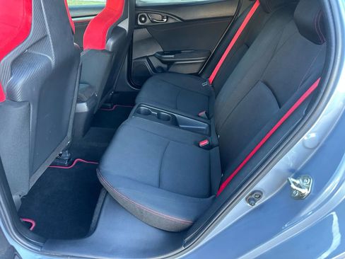 Used 2019 Honda Civic Type R image 18