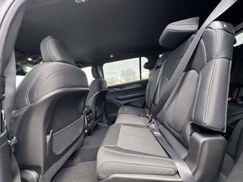 New 2025 Jeep Grand Cherokee L Laredo w/ Luxury Tech Group I AWD/4WD image 19