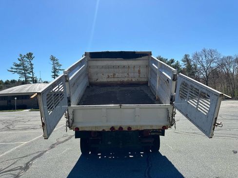 Used 2013 Ford F550 4x4 Regular Cab Super Duty w/ Payload Upgrade Pkg image 7