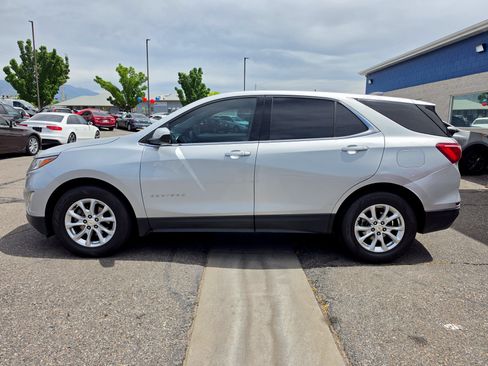 Used 2020 Chevrolet Equinox LT FWD image 4