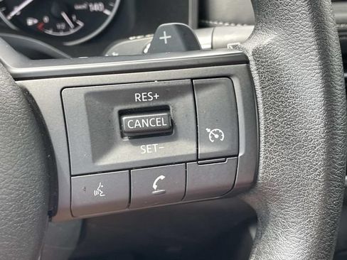 Used 2023 Nissan Rogue S FWD image 21