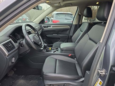 Used 2019 Volkswagen Atlas SE w/ Panoramic Sunroof Package image 8