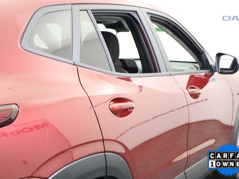 Certified 2025 Chevrolet Trax LS image 6