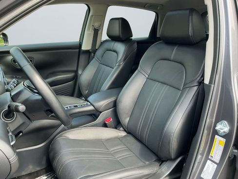 Used 2025 Honda HR-V EX-L image 10