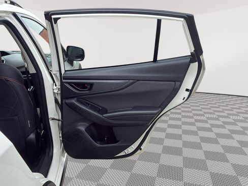 Used 2022 Subaru Crosstrek 2.0i Premium w/ Moonroof Package AWD/4WD image 17