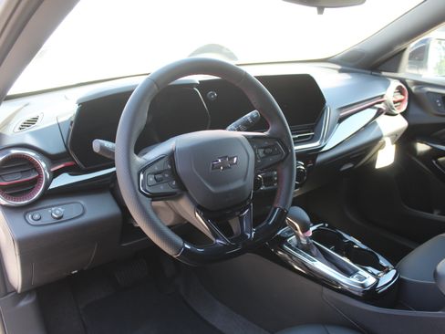 New 2026 Chevrolet Trax RS w/ Sunroof Package FWD image 13
