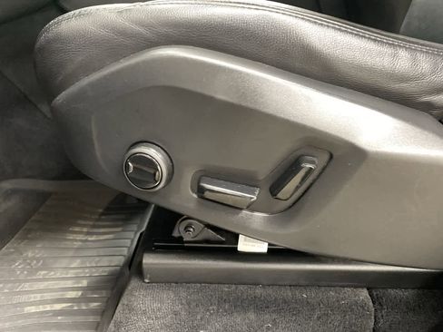 Used 2022 Volvo XC90 T5 Momentum image 16