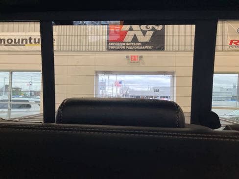 Used 2020 RAM 1500 Sport w/ Comfort & Convenience Group image 31