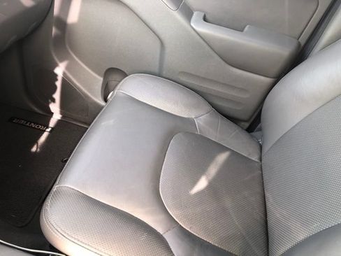 Used 2019 Nissan Frontier SL RWD image 26