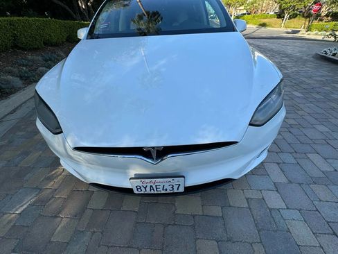 Used 2017 Tesla Model X 75D image 35