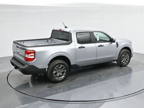 Used 2024 Ford Maverick XLT image 39