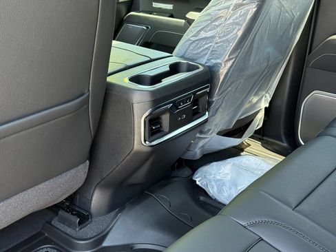 New 2026 GMC Sierra 1500 Denali w/ Denali Reserve Package AWD/4WD image 22