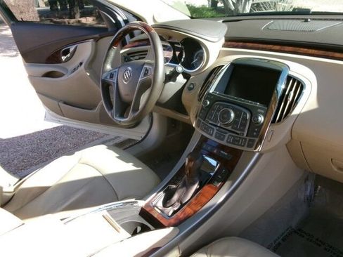 Used 2010 Buick LaCrosse CXL w/ Luxury Package image 20