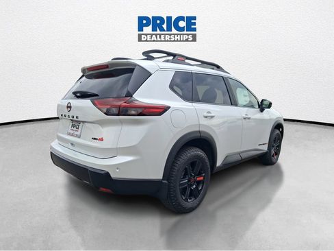 New 2026 Nissan Rogue SV w/ Rock Creek Premium Package AWD/4WD image 5