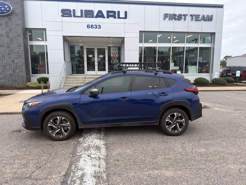Used 2025 Subaru Crosstrek 2.5i Premium AWD/4WD image 2