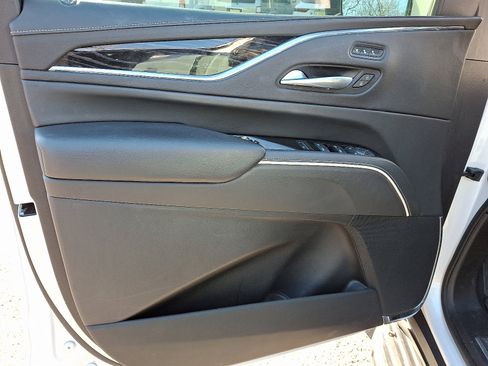 Used 2021 Cadillac Escalade Sport image 11