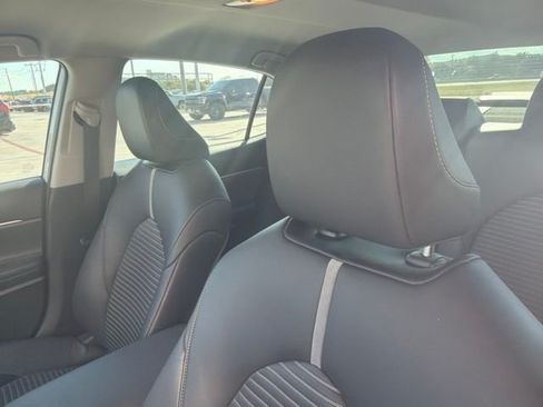 Used 2023 Toyota Camry SE w/ Convenience Package FWD image 9