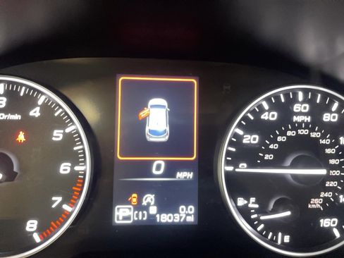 Used 2024 Subaru Impreza 2.0i Sport image 14