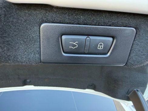 Used 2022 Maserati Quattroporte Modena RWD image 26