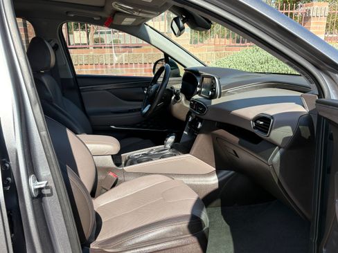 Used 2019 Hyundai Santa Fe Limited FWD image 11