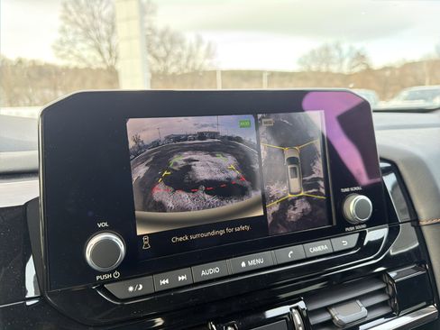 New 2025 Nissan Pathfinder Rock Creek image 19