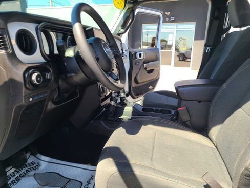 Used 2024 Jeep Wrangler Unlimited w/ Dual Top Group AWD/4WD image 14